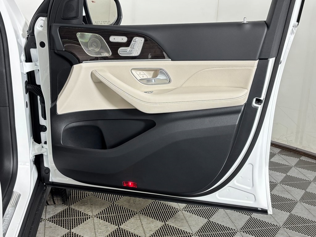 new 2026 Mercedes-Benz GLE car, priced at $70,420