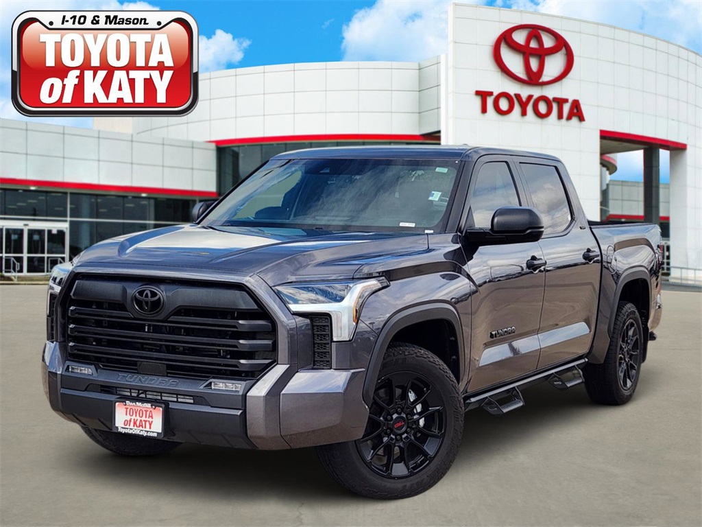 2025 Toyota Tundra SR5's photo