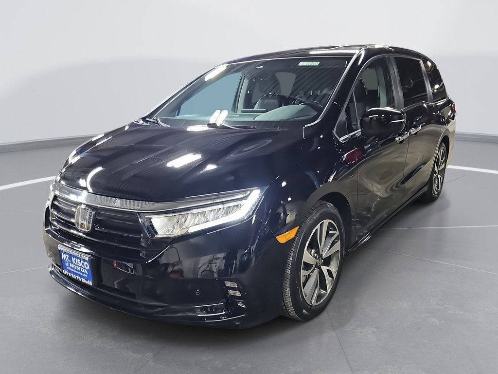 2023 Honda Odyssey Touring's photo