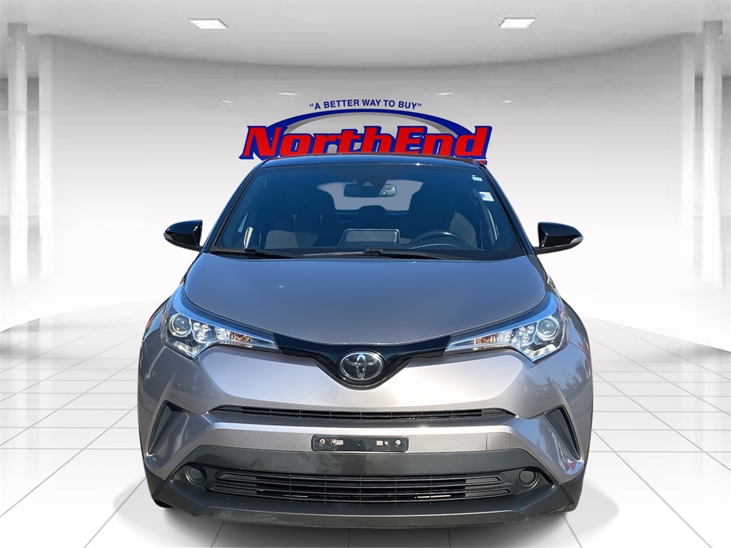 2019 Silver Toyota C-HR XLE FWD SUV
