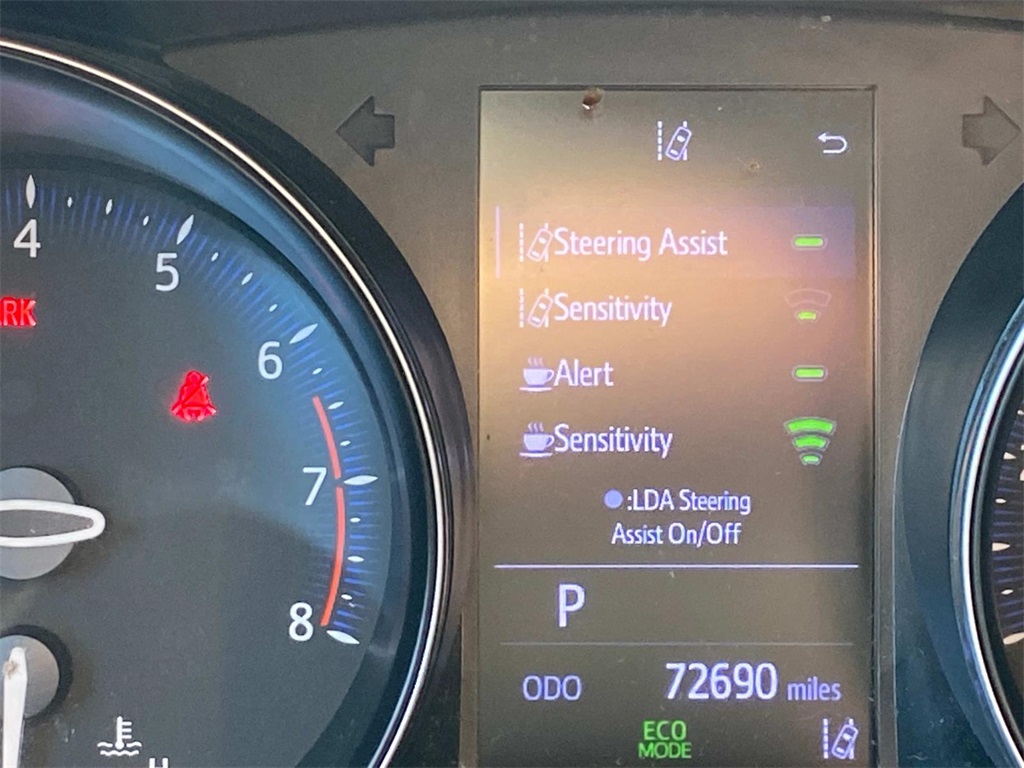 2019 Silver Toyota C-HR XLE FWD SUV