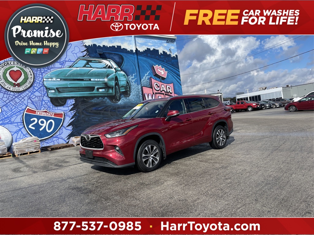 Used 2021 Toyota Highlander SUV