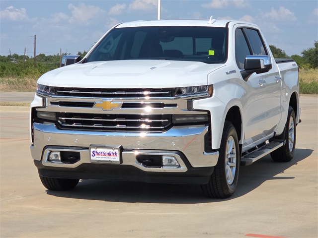 2020 Chevrolet Silverado 1500 LTZ photo 2