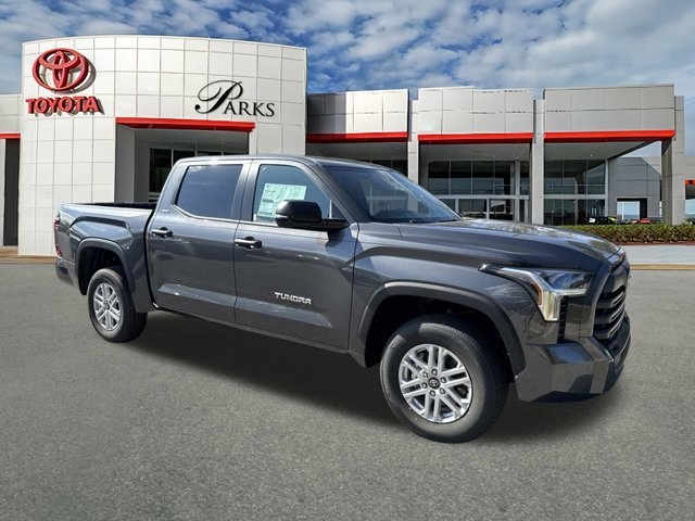 2026 Toyota Tundra SR5's photo