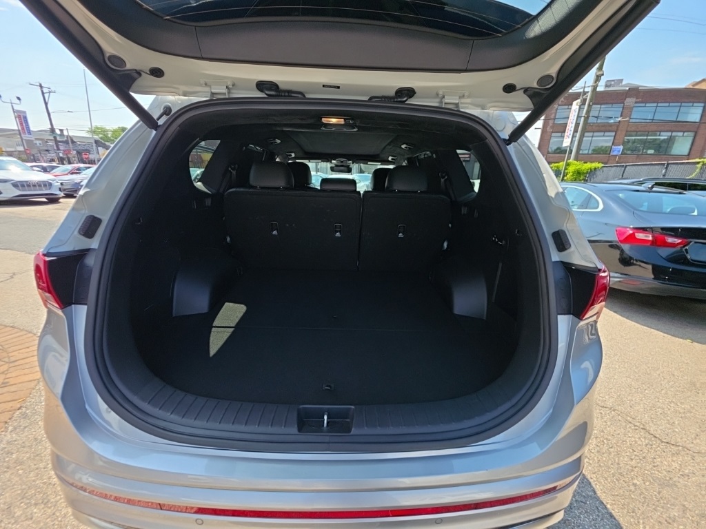 used 2022 Hyundai Santa Fe car, priced at $22,895