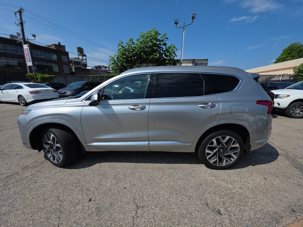 used 2022 Hyundai Santa Fe car, priced at $22,895