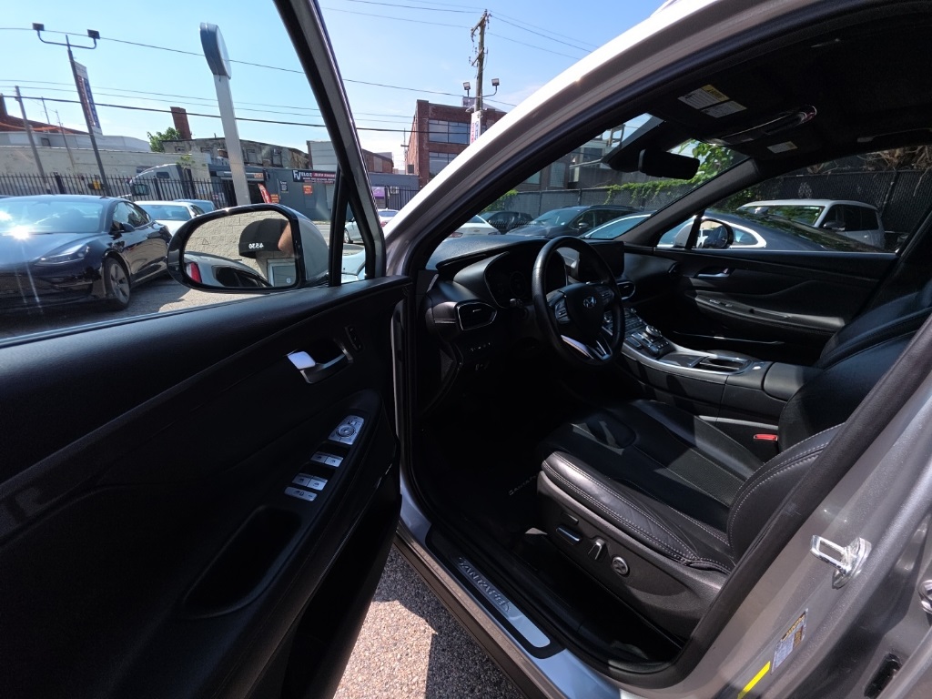 used 2022 Hyundai Santa Fe car, priced at $22,895