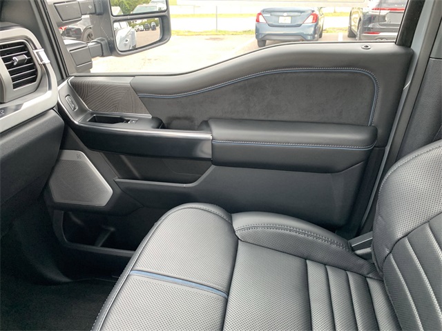 2025 Glacier Gray Metallic TriCoat Ford Super Duty F-350 DRW Platinum 4X4 Truck