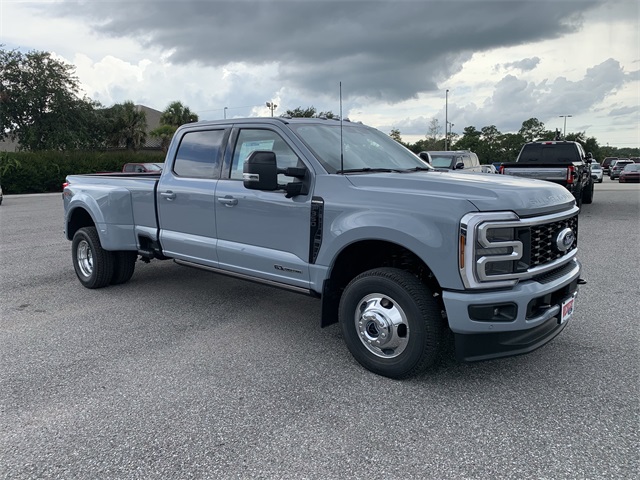 2025 Glacier Gray Metallic TriCoat Ford Super Duty F-350 DRW Platinum 4X4 Truck