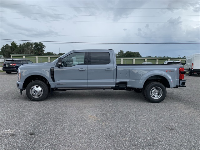 2025 Glacier Gray Metallic TriCoat Ford Super Duty F-350 DRW Platinum 4X4 Truck