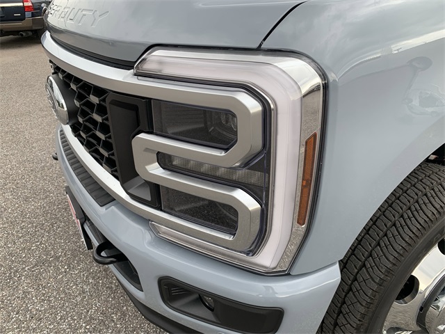 2025 Glacier Gray Metallic TriCoat Ford Super Duty F-350 DRW Platinum 4X4 Truck