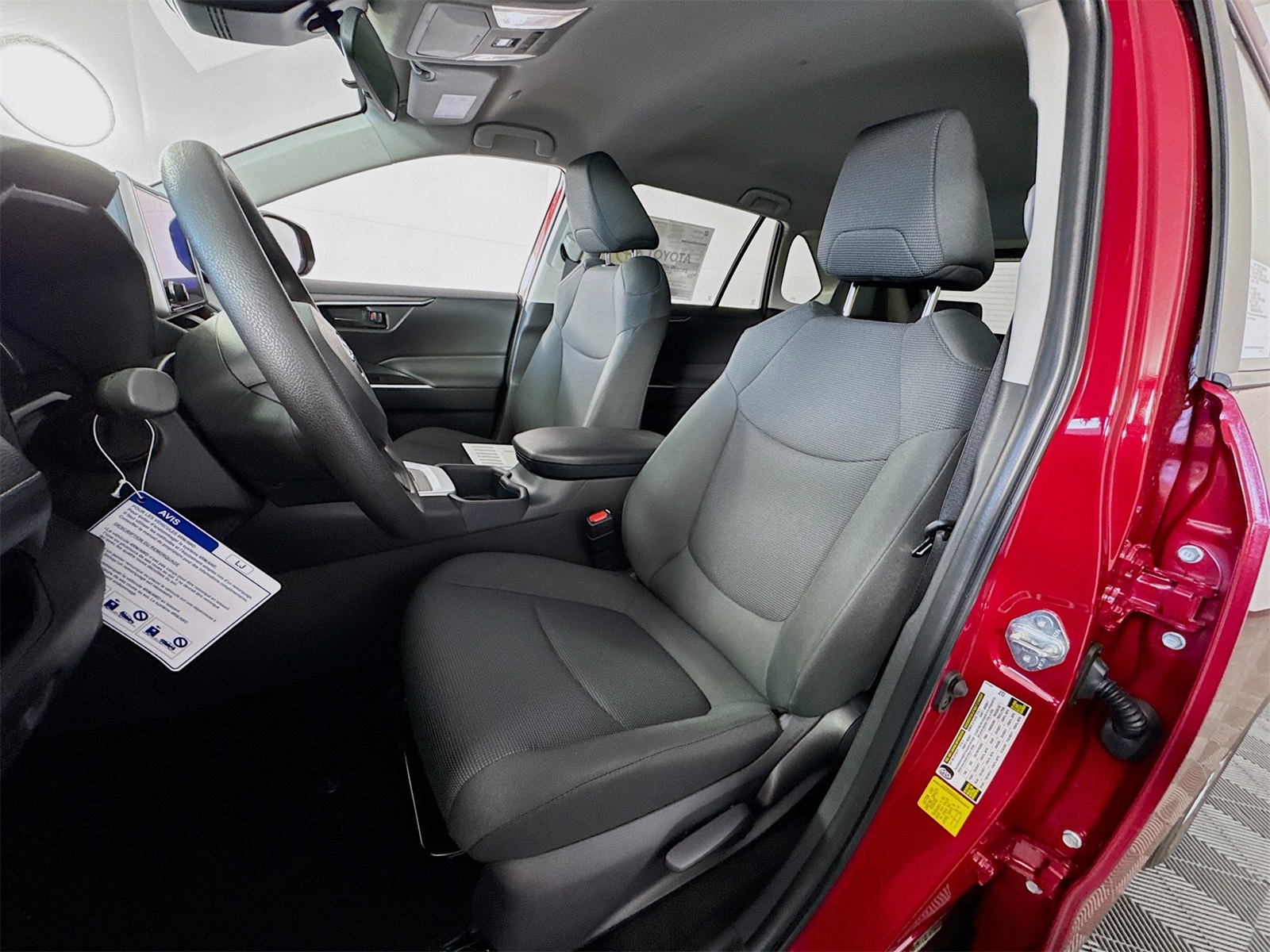 2025 Toyota RAV4 LE photo 11