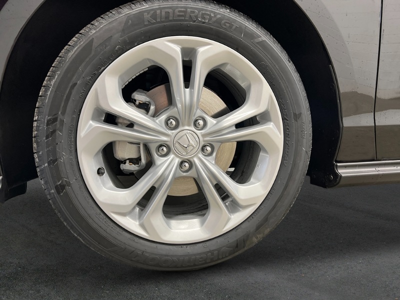 2025 Honda Accord LX Sedan 4 Dr. FWD 10