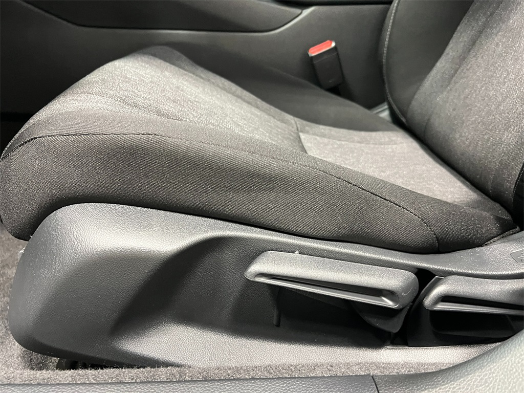 2025 Honda Accord LX Sedan 4 Dr. FWD 13