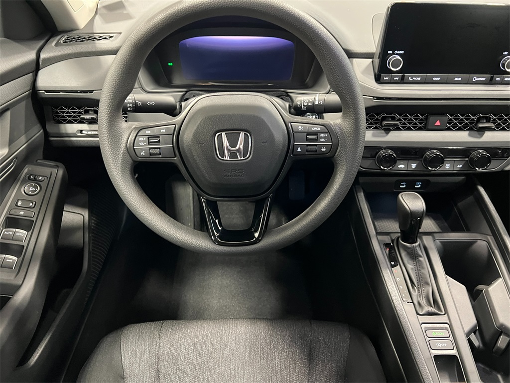 2025 Honda Accord LX Sedan 4 Dr. FWD 15