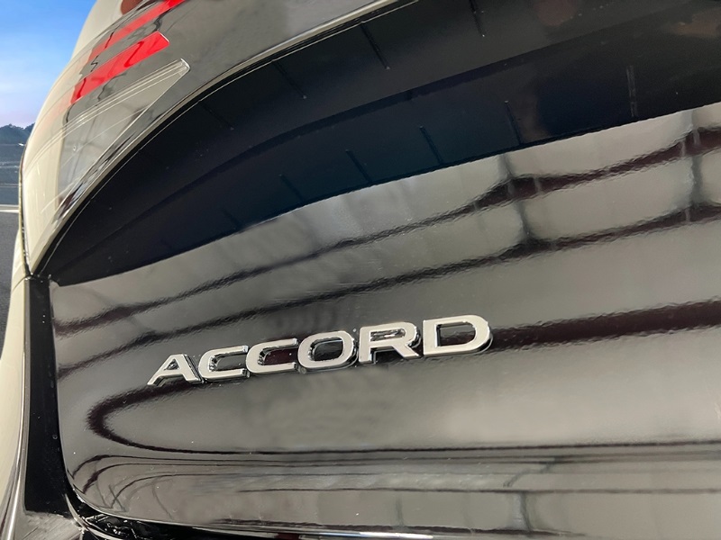 2025 Honda Accord LX Sedan 4 Dr. FWD 5