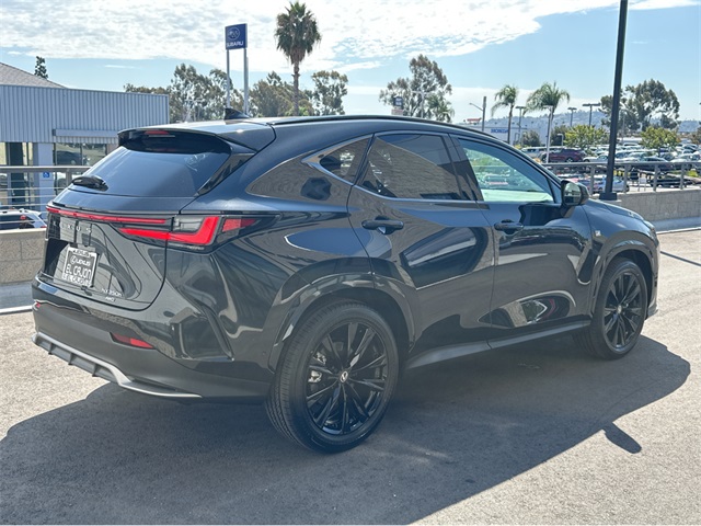 2026 Lexus NX 350h F SPORT Handling AWD photo 6