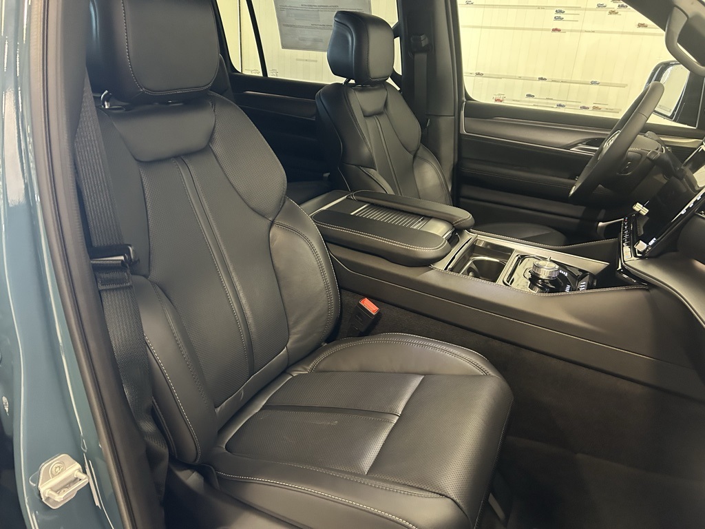 new 2026 Jeep Grand Wagoneer car, priced at $77,955