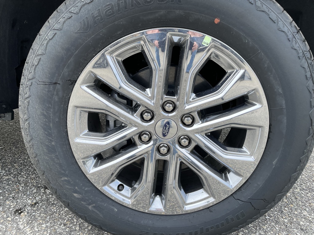 2025 Ford F-150 Lariat photo 4