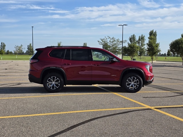 2026 GMC Acadia AWD AT4