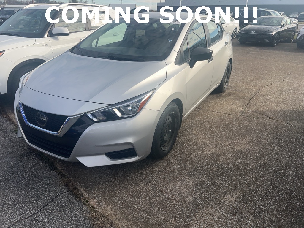 2021 Nissan Versa Sedan S's photo