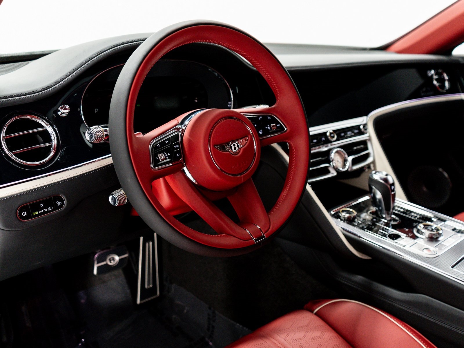 2025 Bentley Flying Spur Mulliner photo 13
