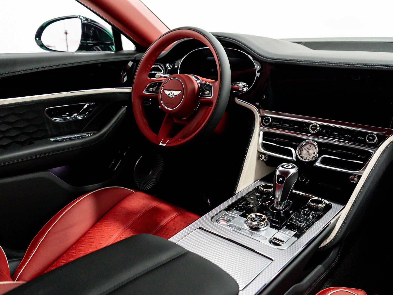 2025 Bentley Flying Spur Mulliner photo 27