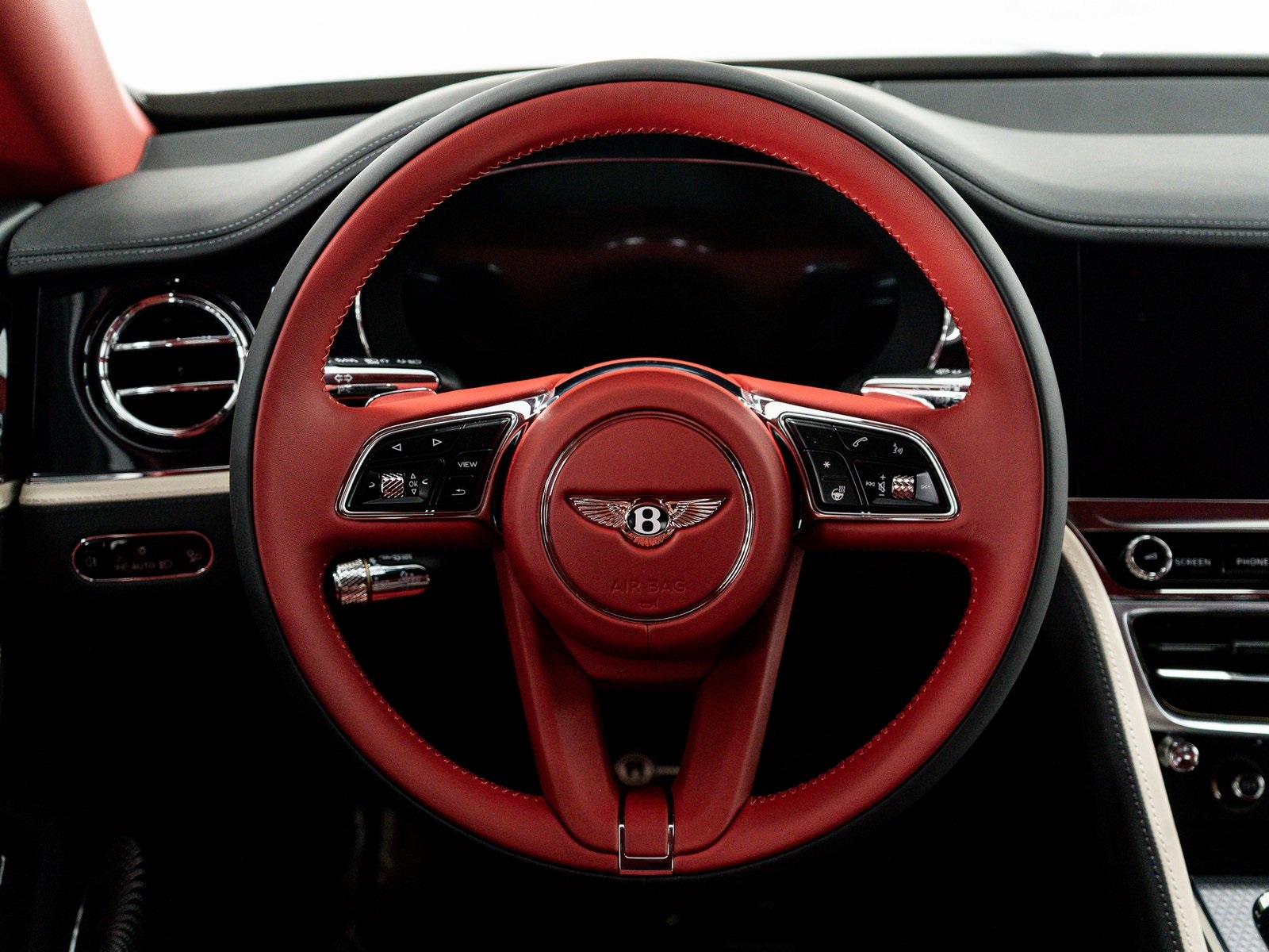 2025 Bentley Flying Spur Mulliner photo 29
