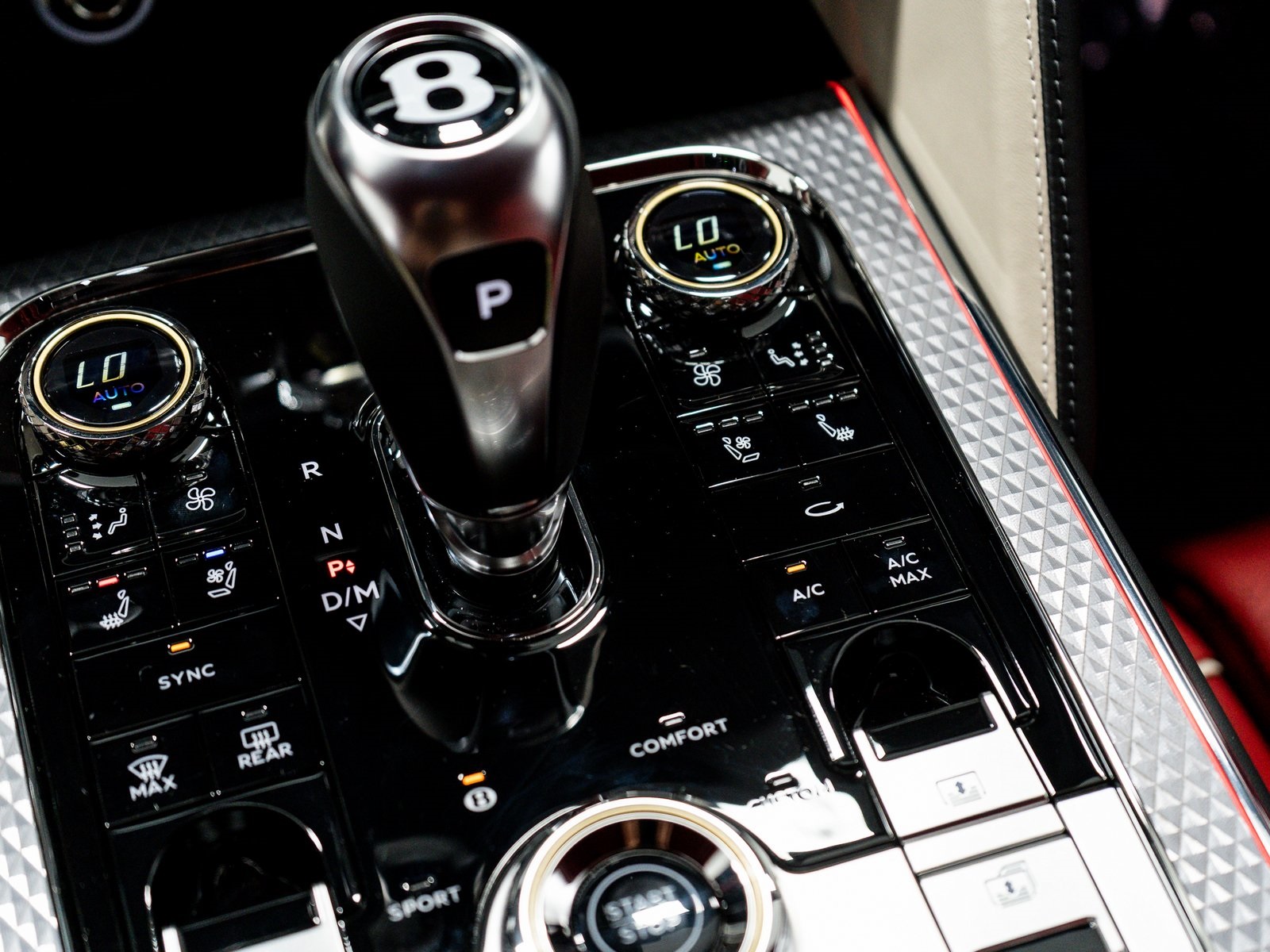 2025 Bentley Flying Spur Mulliner photo 35