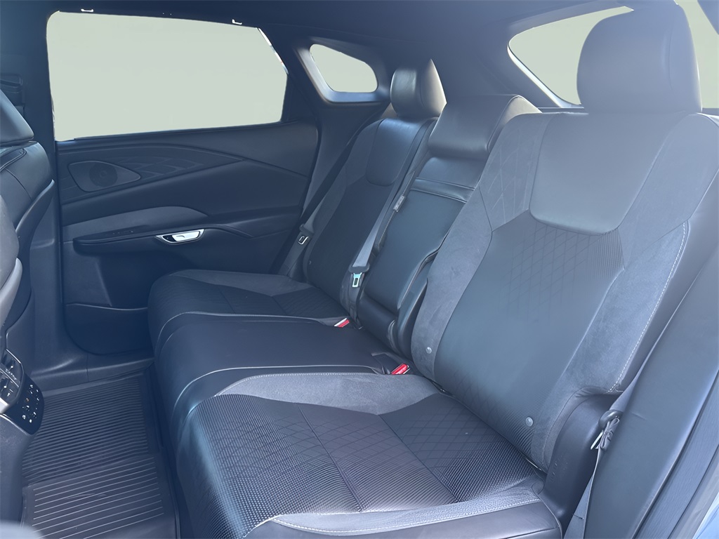 2023 Lexus RX 350h Luxury AWD photo 3