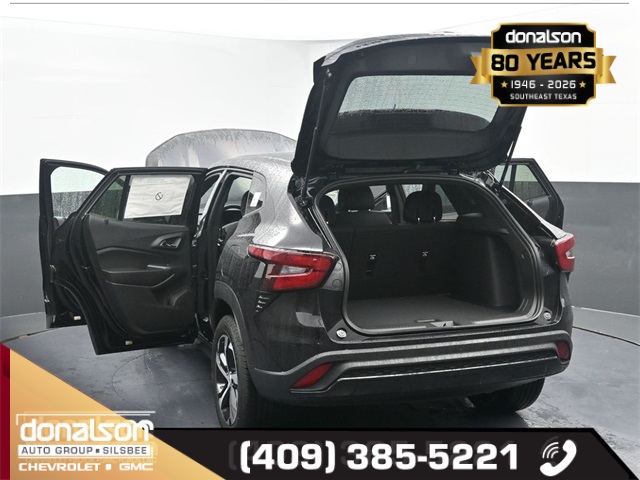 new 2026 Chevrolet Trax car, priced at $25,950