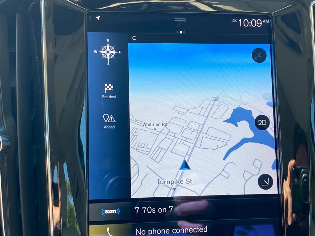 2022 Black Volvo S60 B5 Momentum FWD Sedan