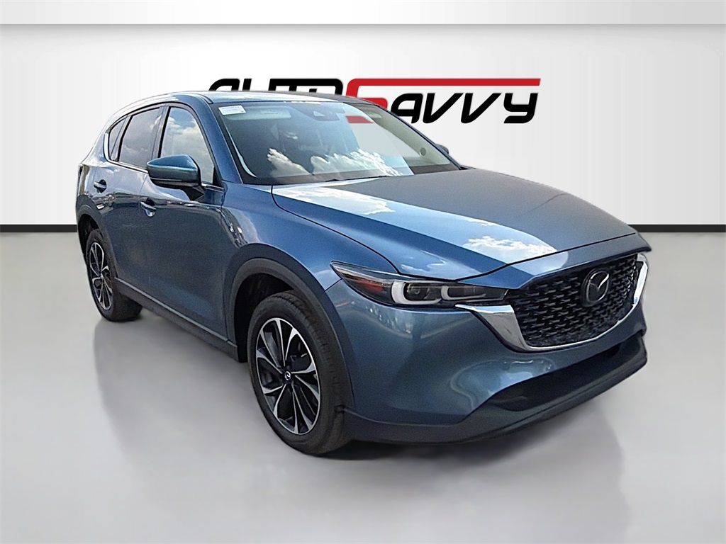 2023 Mazda CX-5 S Premium package