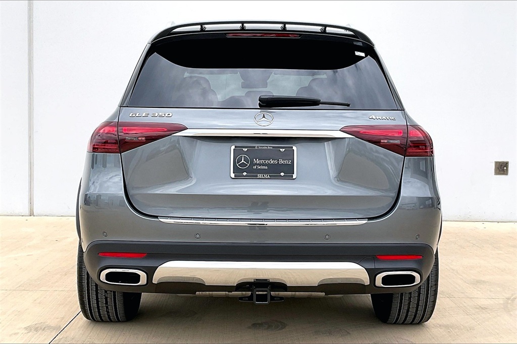 2026 Mercedes Benz GLE 350 4MATIC photo 3