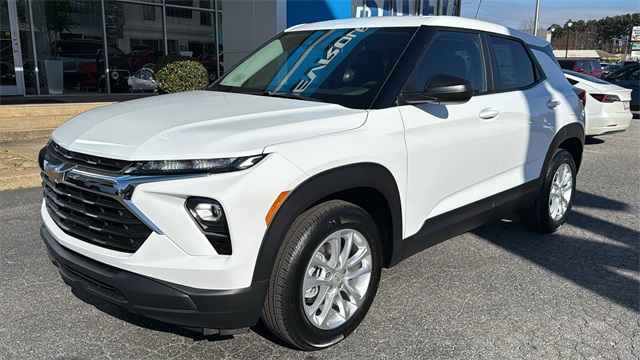 new 2026 Chevrolet TrailBlazer car, priced at $26,080