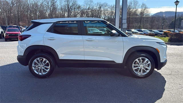 new 2026 Chevrolet TrailBlazer car, priced at $26,080