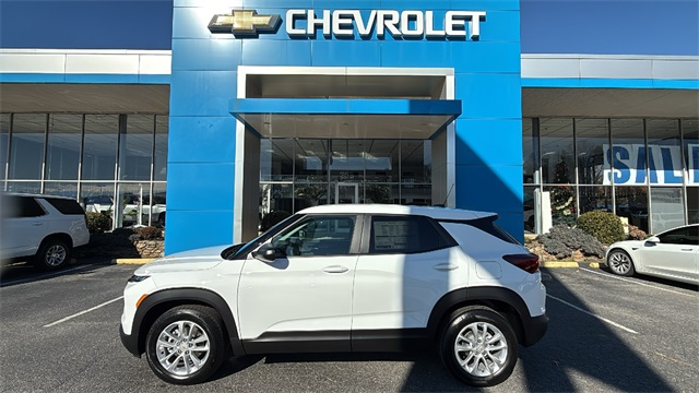 new 2026 Chevrolet TrailBlazer car, priced at $26,080