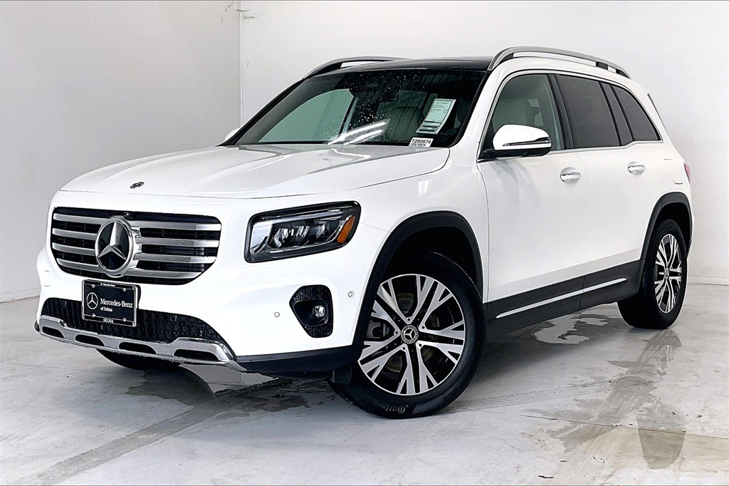 2025 Mercedes Benz GLB 250 photo 2