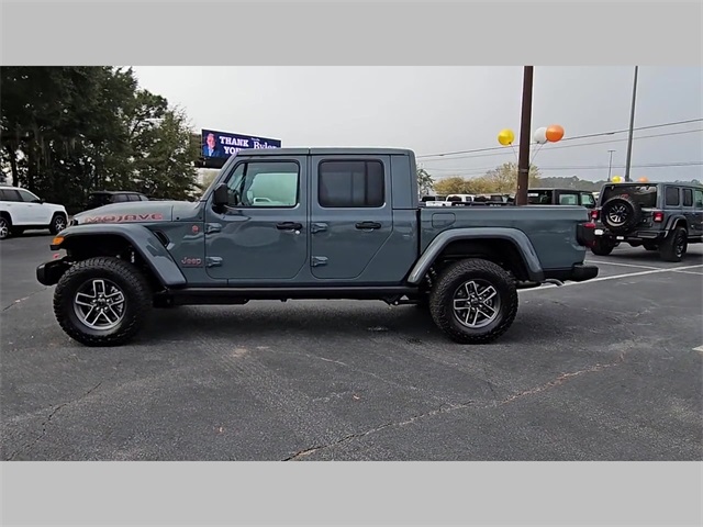 2026 Jeep Gladiator Mojave 4x4