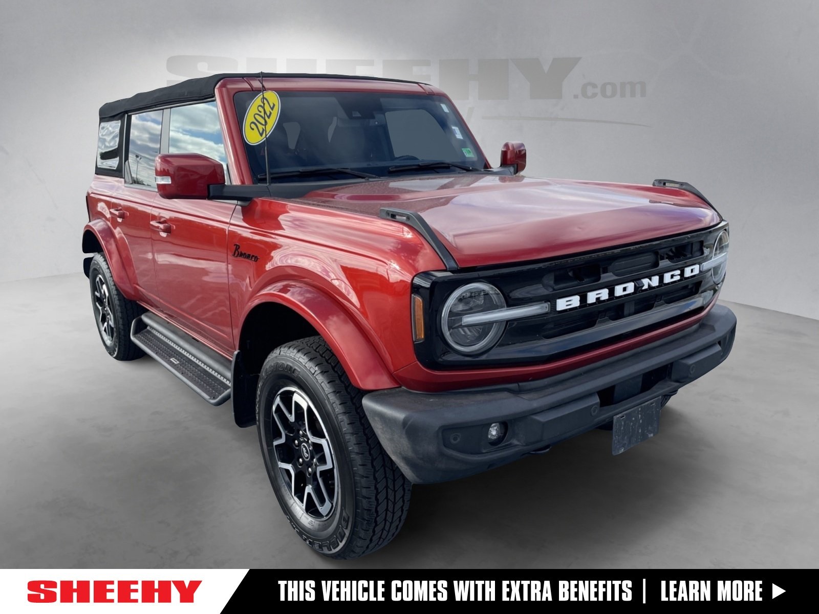 2022 Ford Bronco 4-Door Outer Banks's photo