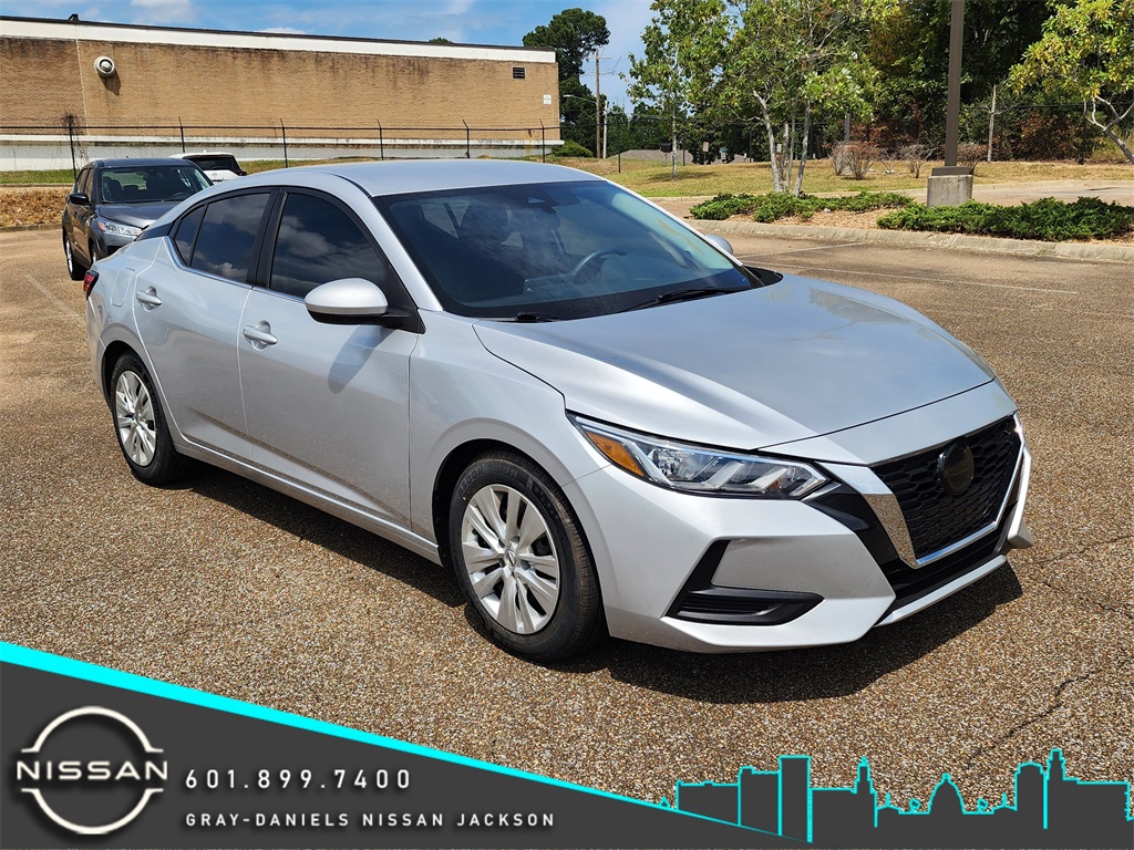 2023 Nissan Sentra S's photo