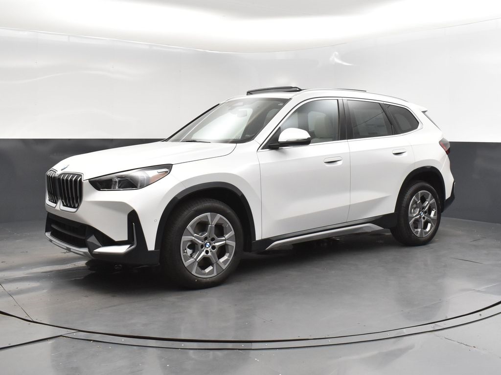 2025 Mineral White Metallic BMW X1 xDrive28i AWD SUV