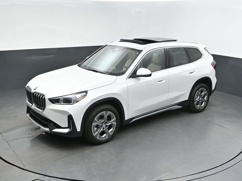 2025 Mineral White Metallic BMW X1 xDrive28i AWD SUV