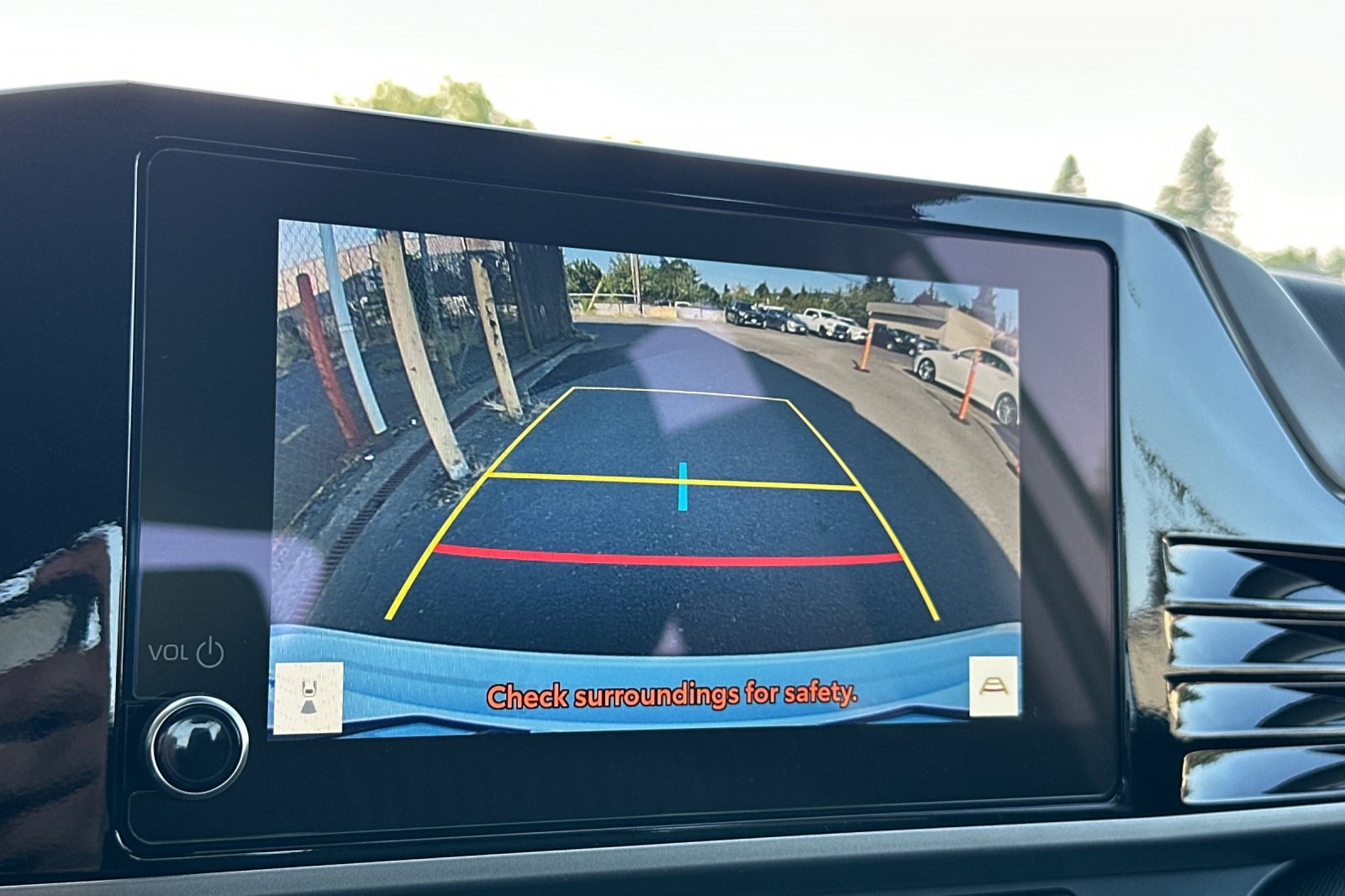 2025 Toyota Camry LE photo 18