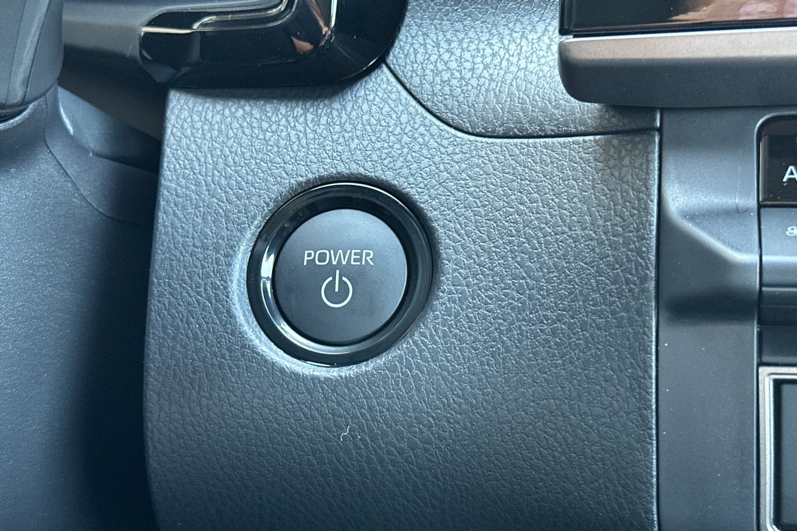 2025 Toyota Camry LE photo 21