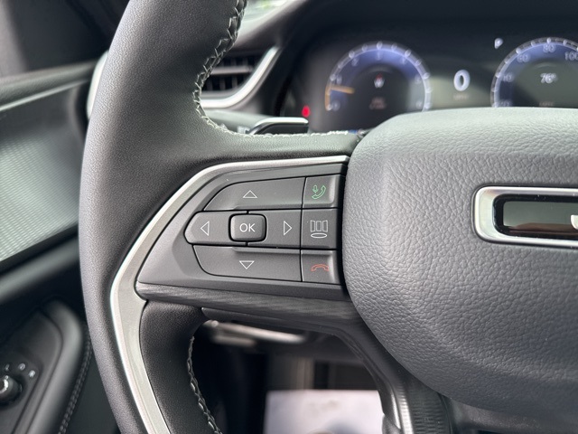 2025 Jeep Grand Cherokee Altitude photo 19