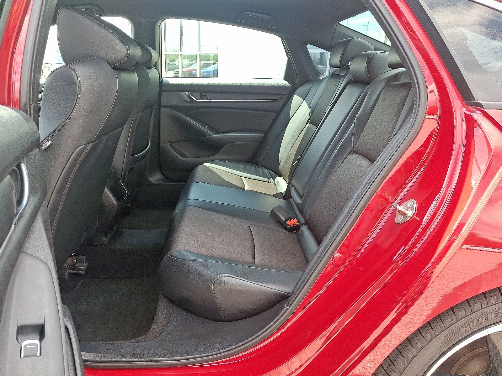 2018 Honda Accord Sport 1.5T photo 11