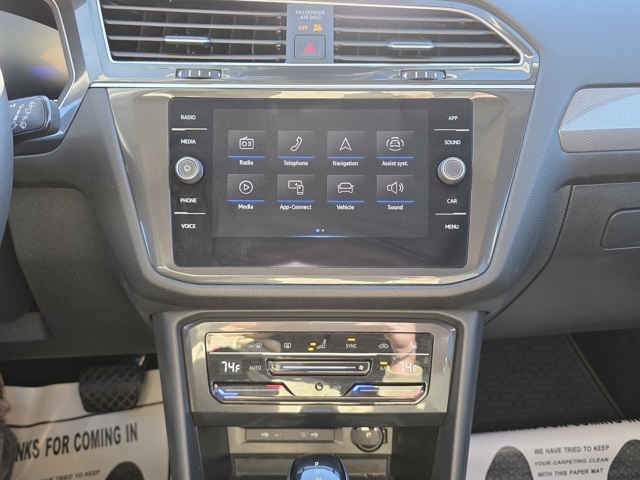 2024 Volkswagen Tiguan 2.0T SE