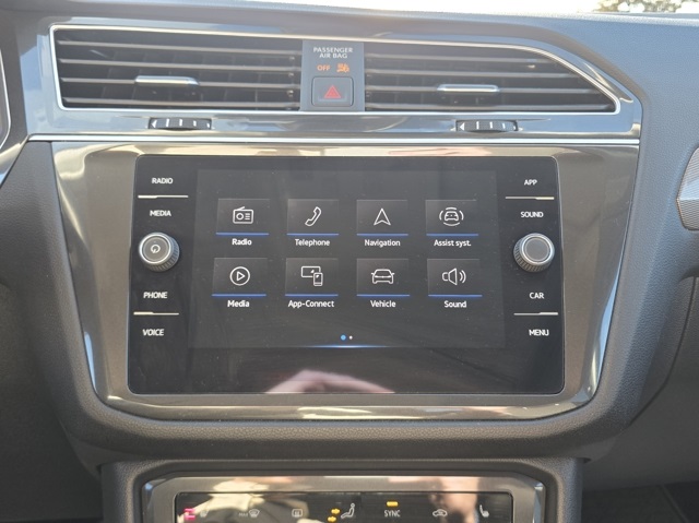 2024 Volkswagen Tiguan 2.0T SE