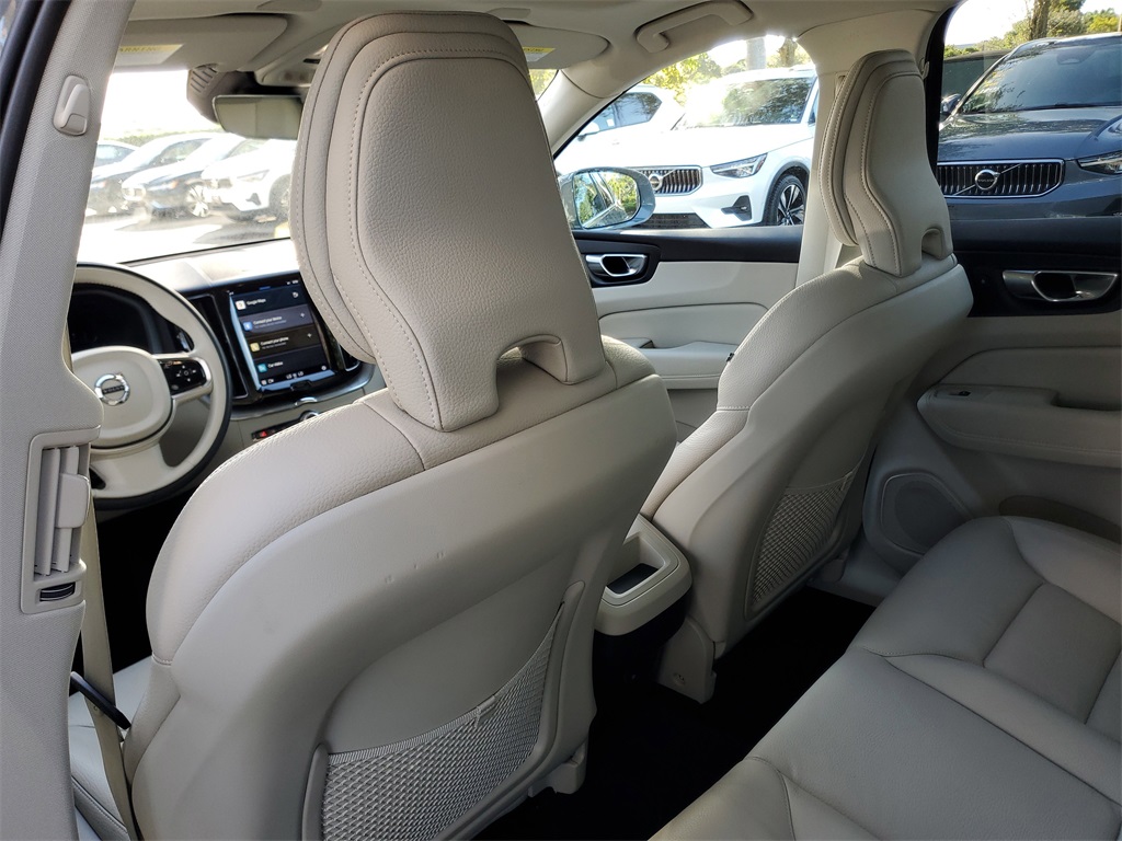 used 2023 Volvo XC60 car, priced at $31,795